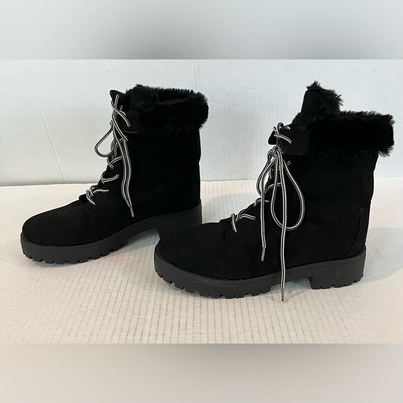 Rouge Helium Women’s Black Faux Suede Chunky Heel Platform Ankle Boots Size 9 - Picture 1 of 8